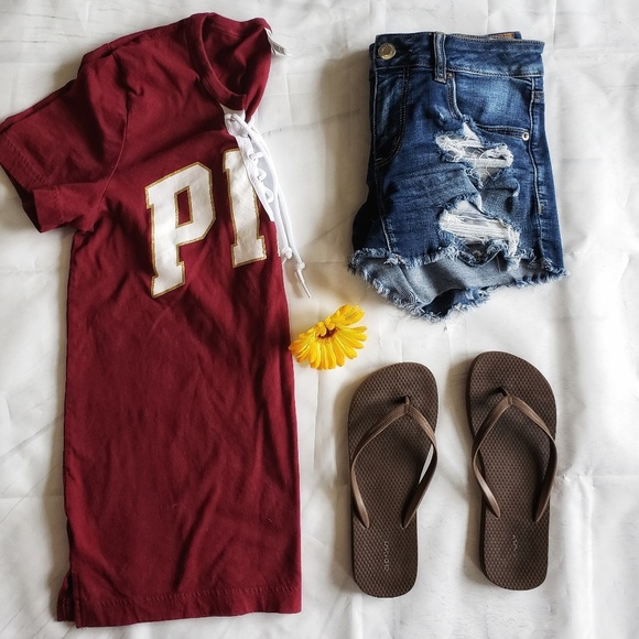PINK Victoria's Secret Tops - VS  PINK ♡Lace Up Tee